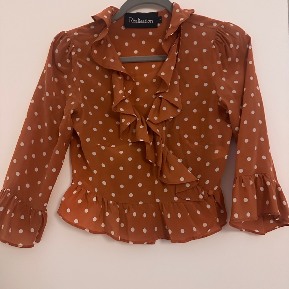 Realisation Par Polka Dot Ruffle Top - rust orange